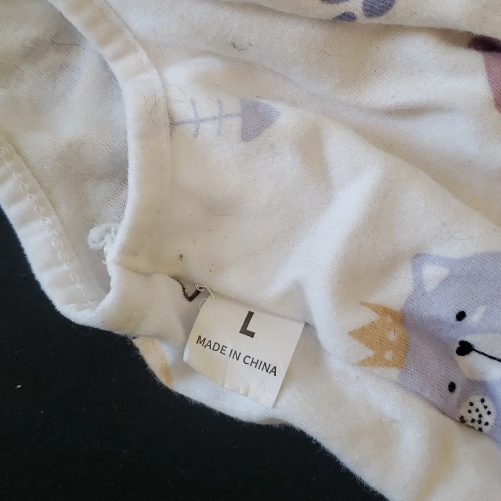 🤯3/$12 Dog or Cat Outfit White with Cats Size Small Dog or Large